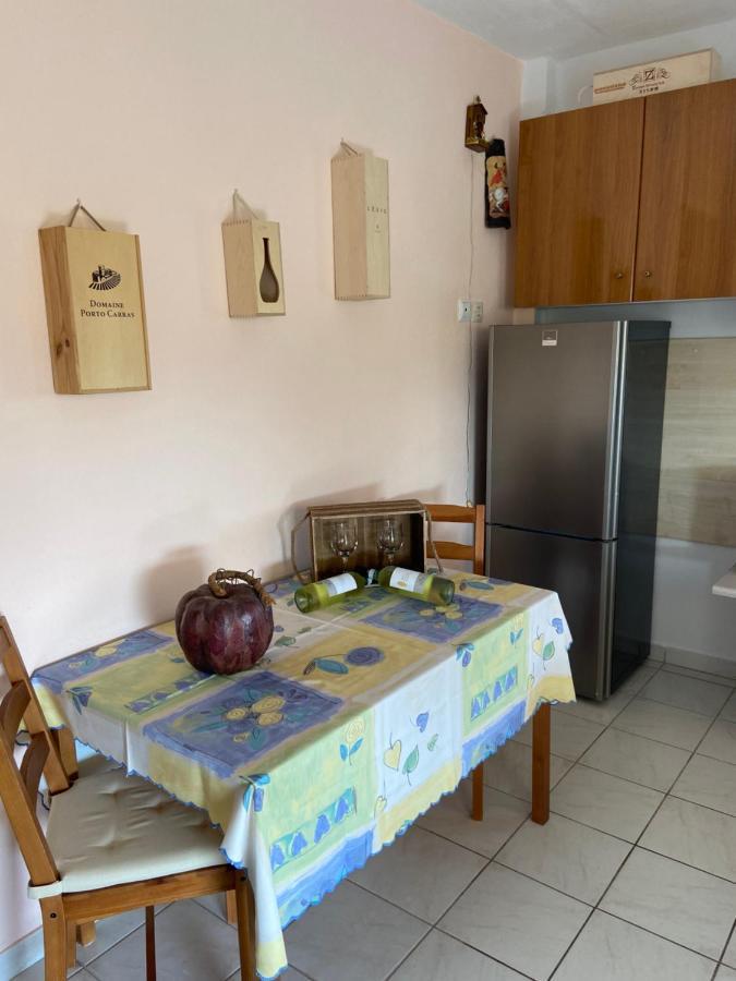 Wine & Olive Studio Gerakini Buitenkant foto